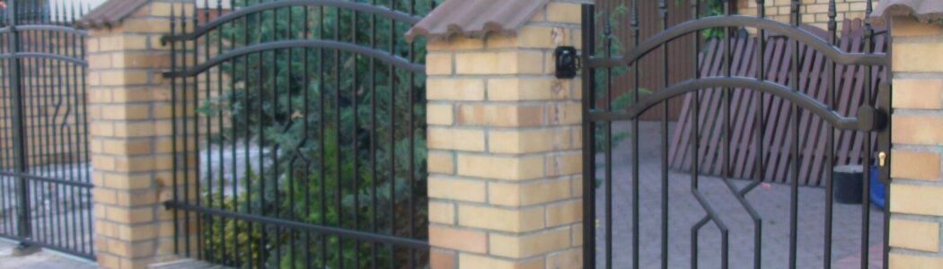 Ogrodzenie wraz z furtką koszową oraz bramą 2 skrzydłową – Szczecin Prawobrzeże