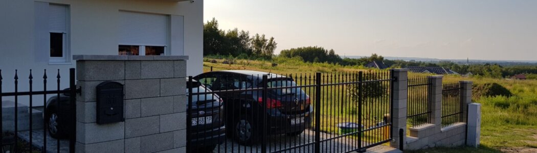 Brama dwuskrzydłowa z furtką – Szczecin Prawobrzeże