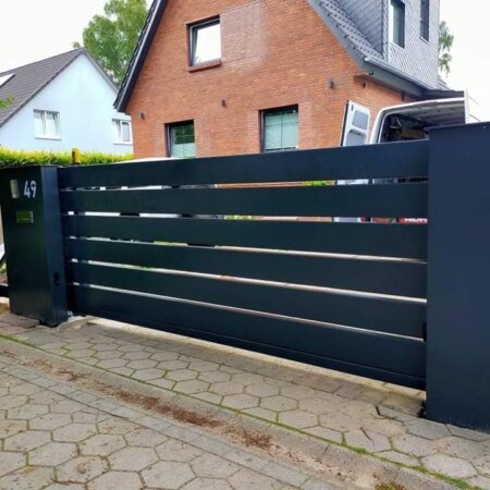 Ogrodzenie i brama przesuwna – Hamburg